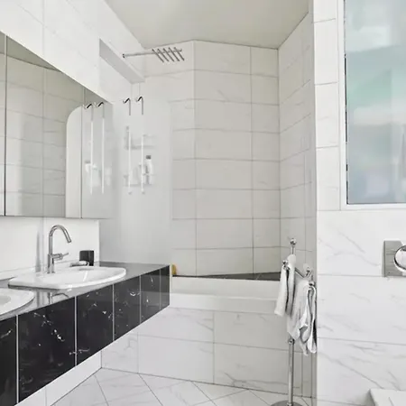 Superbe Tour Eiffel View Champs De Mars パリ